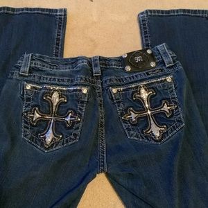 🔥 Designer Miss Me Jeans🔥Lightly worn but look new. 29W/31L You’ll want these!